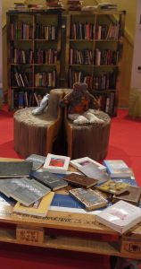 biblioteca-reciclada